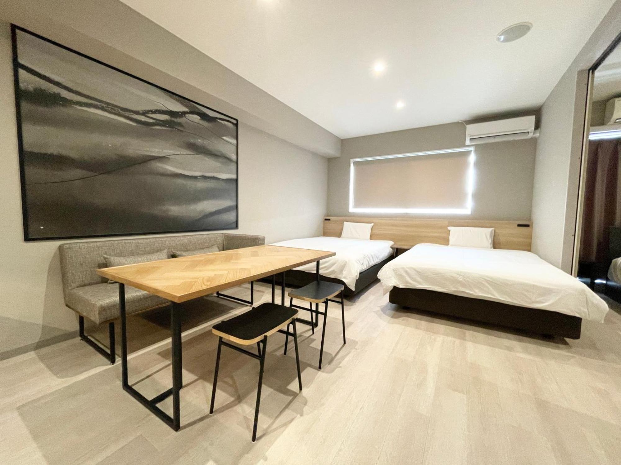 Comforts81 Shinsaibashi Осака Экстерьер фото